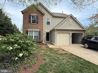 918 Catoctin Cir NE, Leesburg, VA 20176