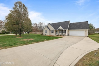 730 Everville Dr, Livingston, TN 38570