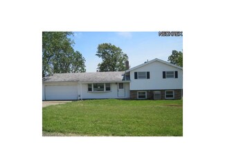 6102 Bane Rd NE, Mechanicstown, OH 44651