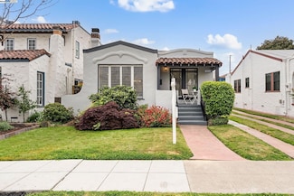 2806 Clay St, Alameda, CA 94501