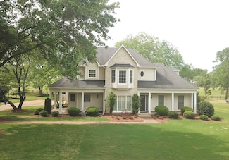 2670 Dibrell Trail Dr, Collierville, TN 38017