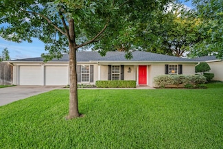 1432 Foothill Dr, Hurst, TX 76053
