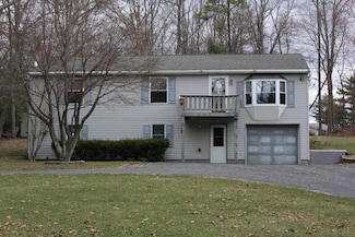 42 Brush Dr, East Stroudsburg, PA 18302