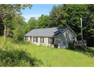 54 Foundry Rd, Tunbridge, VT 05077