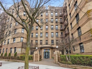 1150 Brighton Beach Ave Unit 3O, Brooklyn, NY 11235