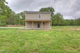 3729 Cherry Rd, Joplin, MO 64804
