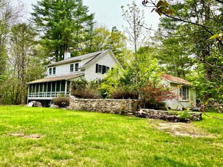 23 Pine Hill Rd N, Cape Neddick, ME 03902