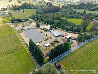 2951 Thorn Rd, Sebastopol, CA 95472