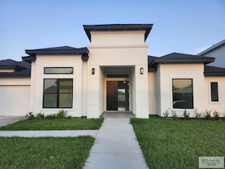 1321 White Oak Dr, Harlingen, TX 78552