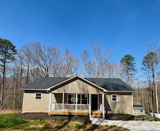 206 Fairway Dr, Rutherfordton, NC 28139