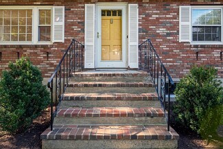 238 Winn St, Woburn, MA 01801