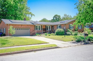 6800 Woodridge Dr, Norfolk, VA 23518