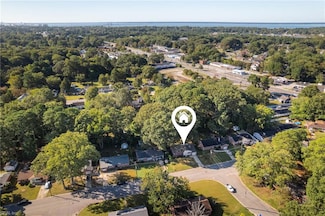 114 Henry Clay Rd, Newport News, VA 23601