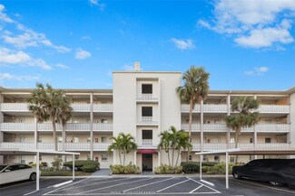 1524 Lakeview Rd Unit 305, Clearwater, FL 33756