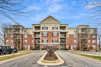 0S099 Lee Ct Unit 206, Winfield, IL 60190