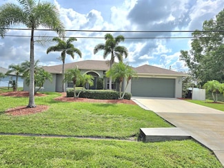 5237 NW Milner Dr, Port Saint Lucie, FL 34983