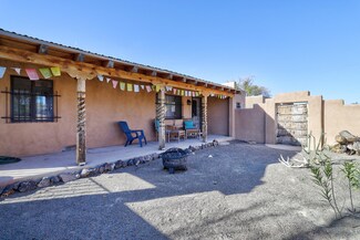413 Espanola St NE, Albuquerque, NM 87108