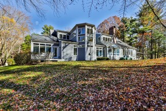 13 Haskell Ln, Harvard, MA 01451
