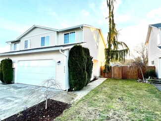 6126 209th St NE Unit B, Arlington, WA 98223