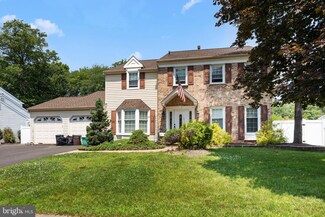 573 Croasdale Dr, Langhorne, PA 19047