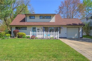 1721 Silver Lake Ave, Cuyahoga Falls, OH 44223