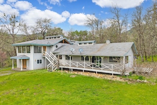 13645 E Evans Creek Rd, Rogue River, OR 97537