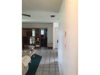 1738 W Mowry Dr, Homestead, FL 33030