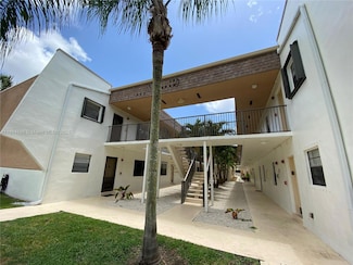 8261 SW 128th St Unit 211, Pinecrest, FL 33156