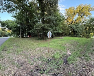 606 Campbell St, Broken Bow, OK 74728