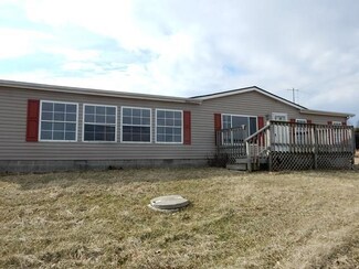 7121 E Sylvania Rd, Bloomfield, IN 47424