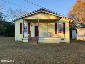 307 Irwin St, Pinetops, NC 27864