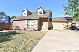 2516 W 66th Cir, Tulsa, OK 74132