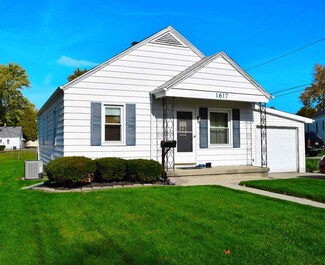 1617 Sprunger Ave, Fort Wayne, IN 46808