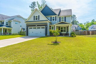 445 Lancaster Dr, Vass, NC 28394
