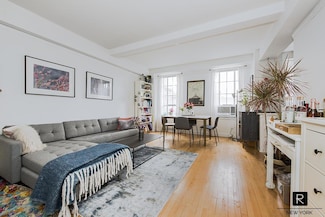 353 W 56th St Unit 7E, New York, NY 10019