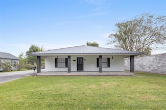 1713 Moss St, Lake Charles, LA 70601