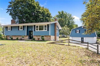 1180 Bangor Rd, Nazareth, PA 18064