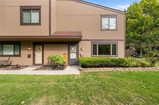 26644 Sprague Rd, Olmsted Falls, OH 44138