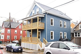 9 Autumn St, Lynn, MA 01902