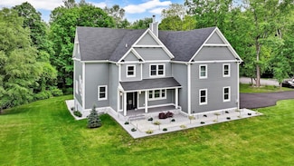 15 Somers Hills Rd, Carmel, NY 10512