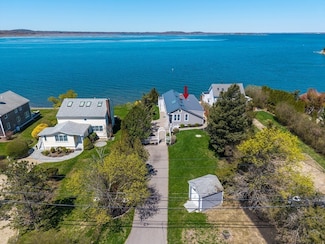 4 N Ridge Rd, Ipswich, MA 01938
