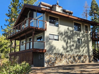 736 Hillcrest Dr, Arnold, CA 95223