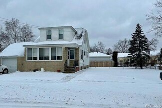 1481 Friel St, Burton, MI 48529