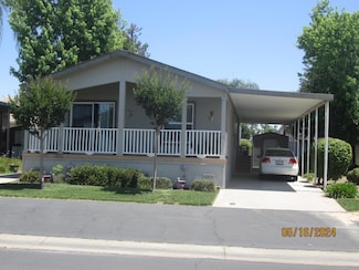 1400 Queen Way Unit 22, Livingston, CA 95334