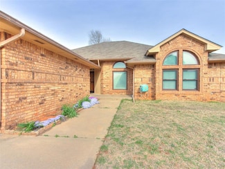 320 N Jasper Way, Mustang, OK 73064