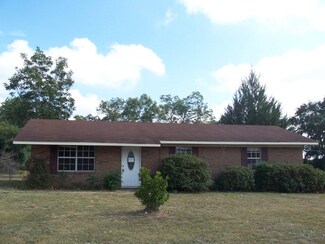 164 Corvette Dr, Kinsey, AL 36303