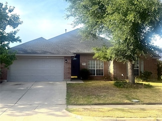 8813 Creede Trail, Fort Worth, TX 76118
