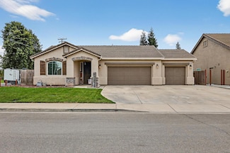 4708 Navaho Ct, Denair, CA 95316