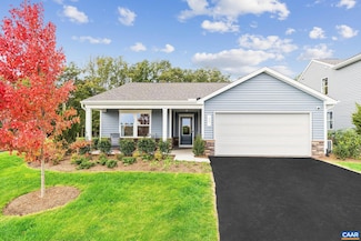 124 Saxon St, Cunningham, VA 22963