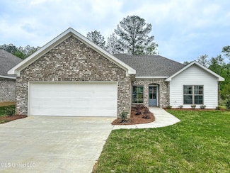 973 Riverside Ln, Pearl, MS 39208